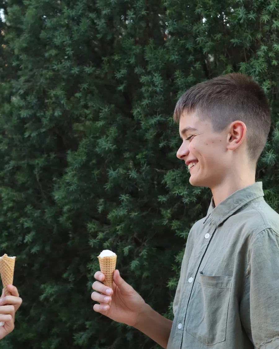 A young guest with ice cream during a break on the family walking tour of Šibenik